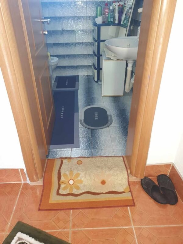 Image #1 from Anonimno